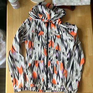 VOLCOM Water Resistant Windbreaker Rain Jacket Patterned XS